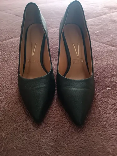 Sapato Scarpin Vizzano Preto - Número 35 (Salto Grosso)