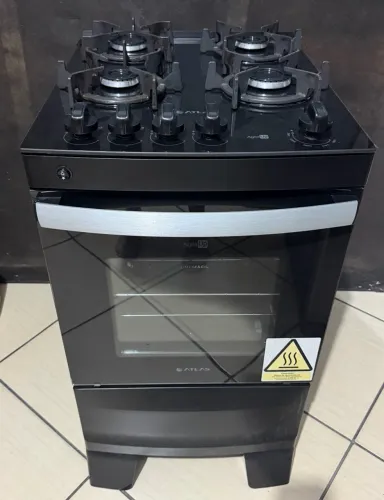 Fogão Atlas 4 Bocas com Forno e Mesa de Vidro Preto