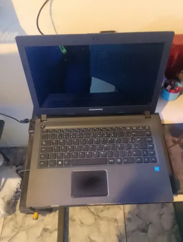 Notebook Compaq barato.