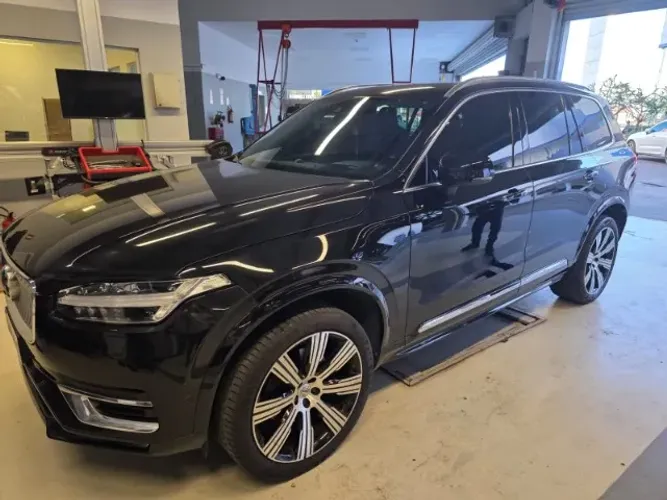 Volvo XC 90 D-5 Inscription 2.0 235cv Dies. 5P 2020
