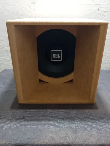 Médio 8" JBL + Caixa