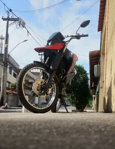 Lander Connected 250