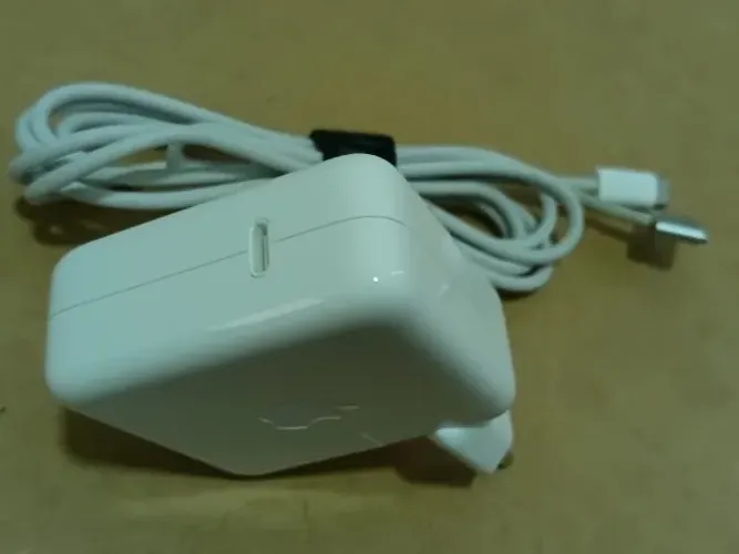 Carregador Fonte Apple Usb-c 70w A2743 + Cabo MegaSafe 3