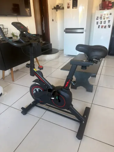 Bicicleta ergométrica nova sem uso