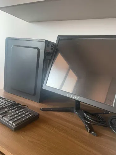 Computador+Tela+Teclado+Mouse (Pichau Home HM444, Intel Core I3-3240, 4GB DDR3, SSD 240GB)