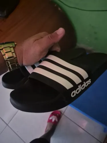 Vendo chinelo adidas 39/40