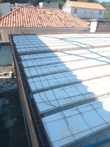 Construtor pedreiro carpinteiro es