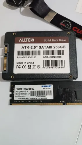 RAM DDR4 e SSD LEIA A DESCRIÇÃO