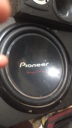 Caixa som Pioneer cara preta 