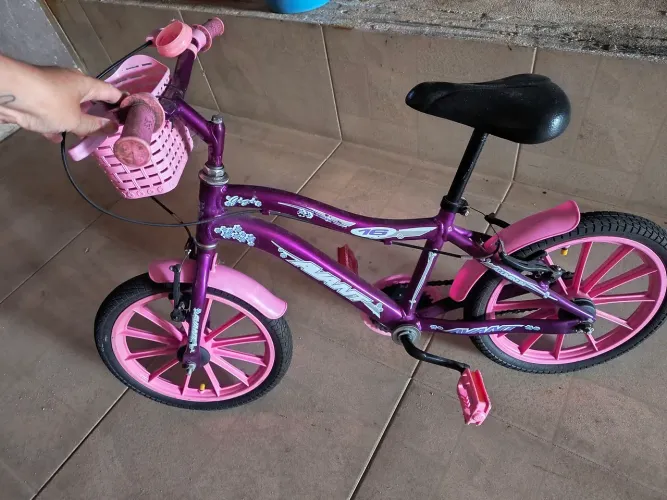 Vendo bicicleta de alumínio infantil