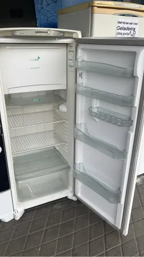 Vendo geladeira 1 porta Consul