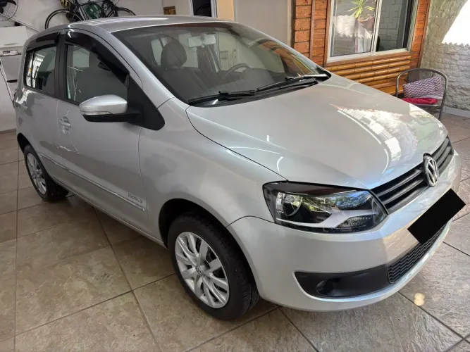 Volkswagen Fox Prime/higli. 1.6 Total Flex 8V 5P 2014