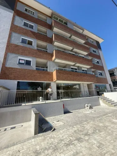 Aluga-se apartamento NOVO 2 suítes Ingleses do rio vermelho