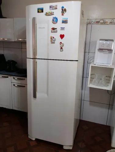 Estou vendendo essa geladeira Eletrolux