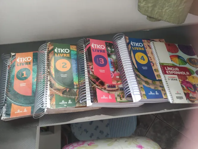 Apostilas1°ano ensino médio