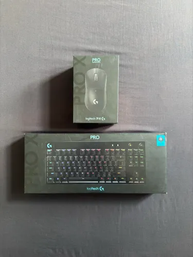 Teclado e Mouse Logitech G Pro