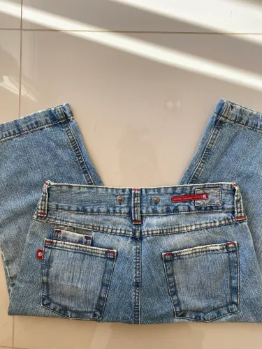Calça jeans Fallacci curta Pantacourt vintage retrô feminina cintura baixa anos 2000