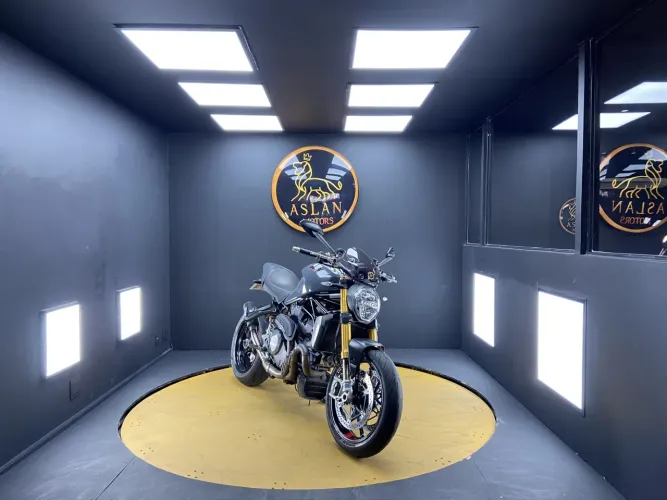Ducati Monster 1200 s 2018