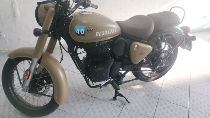 Royal Enfield Clássic 350 Signals 2023 único dono.