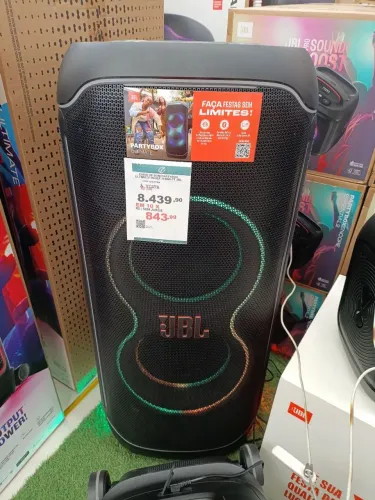? Caixa JBL com som potente, Bluetooth e bateria duradoura. Aproveite!