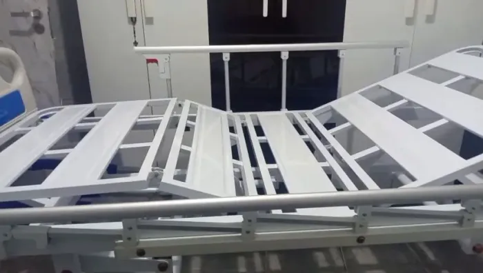 Cama Hospitalar com Grades Laterais e Regulagem - Ótimo Estado