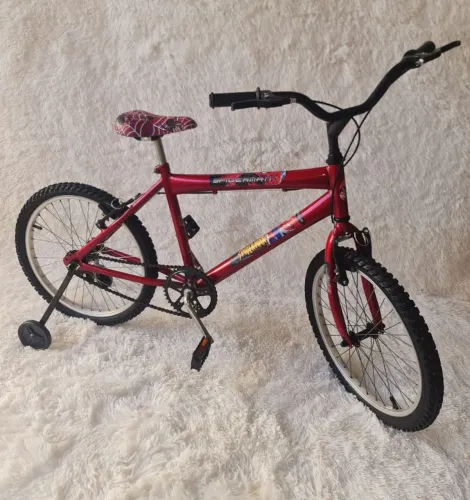 Bicicleta Aro 20 - Personalizada Spider-Man- e pronta pra uso! Apenas 390,00