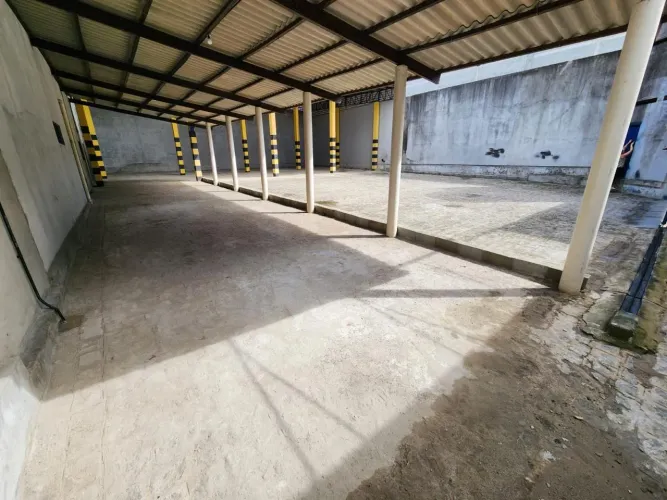 Galpão amplo em Bayeux! Próximo à Tambai.