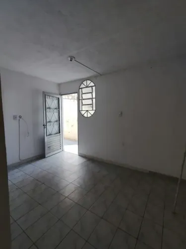 Casa com 1 quarto para alugar em Belo Horizonte