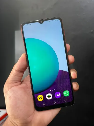 Samsung A02 bem conservado