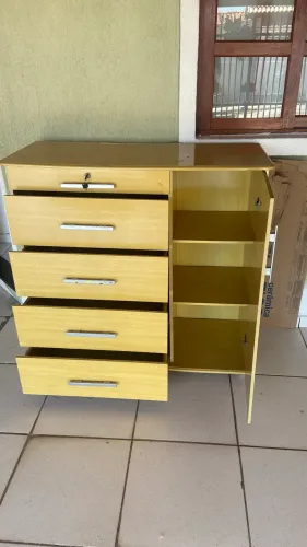 Vendo Cômoda