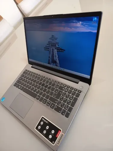 Perfeito Notebook Lenovo Core I3décima primei G. 12GB SSD480GB Garantia parcelo.