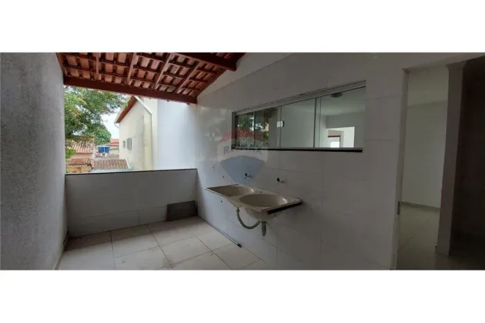 CASA DISPONÍVEL PARA VENDA no Bairro Ouro Verde em Teixeira de Freitas