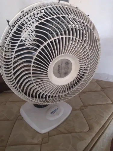vendo esse ventilador entrgo watesapp * 90