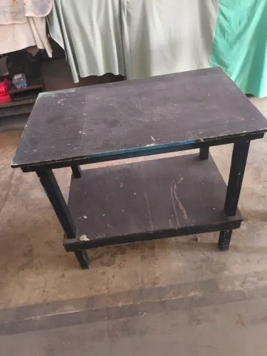 Mesa para várias utilidades
