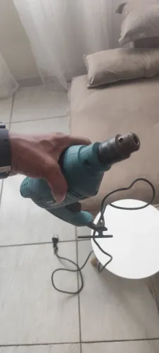 Máquina de Furar
