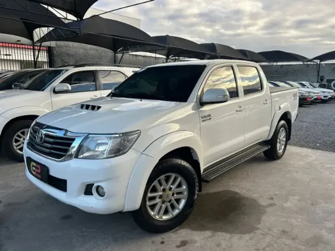 Toyota Hilux CD SRV D4-d 4X4 3.0 TDI Diesel AUT 2014