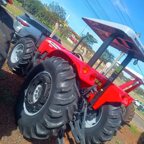 TRATOR MF 4283 4X4