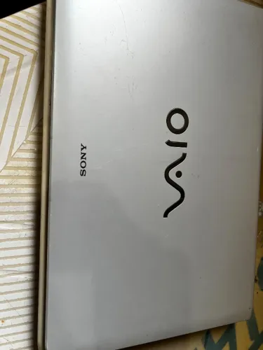 Notebook Sony vaio modelo SVE151J11X 15.6 polegadas HD/SSD intel core i3