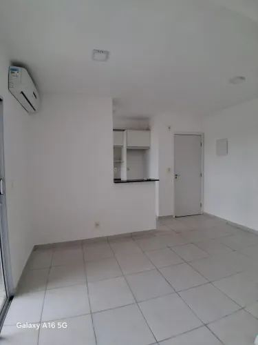 Aluguel  Valor R$ 3.000,00   Condomínio Predilleto - Parque Dez