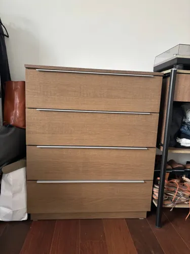Cômoda de MDF Amadeirado com 4 Gavetas