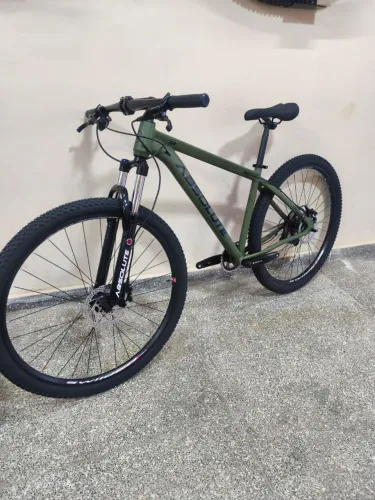 Bicicleta aro 29 ABSOLUTE com grupo de 12V - Nova