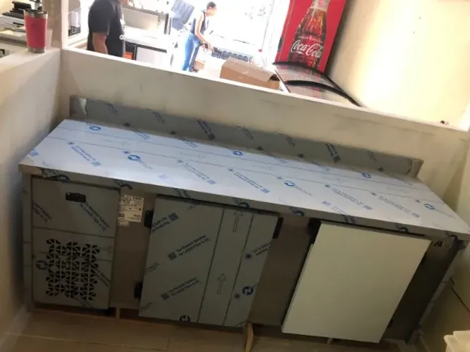 BALCÃO REFRIGERADO POLAR 2METROS