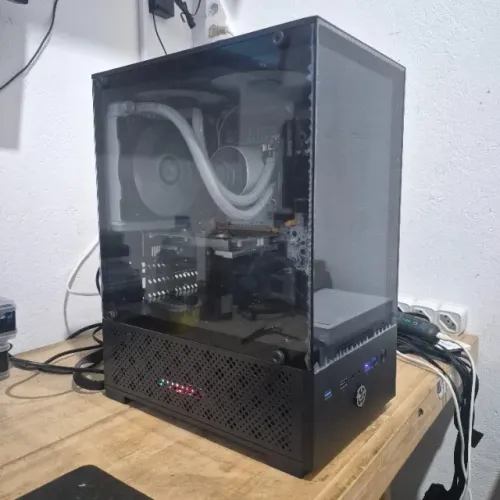 PC GAMER E5 2680 V4 / RX 560 4GB / 16GB RAM
