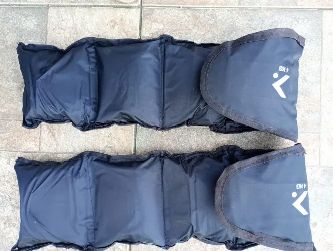 Par de Caneleira 4 kg ótimo estado 