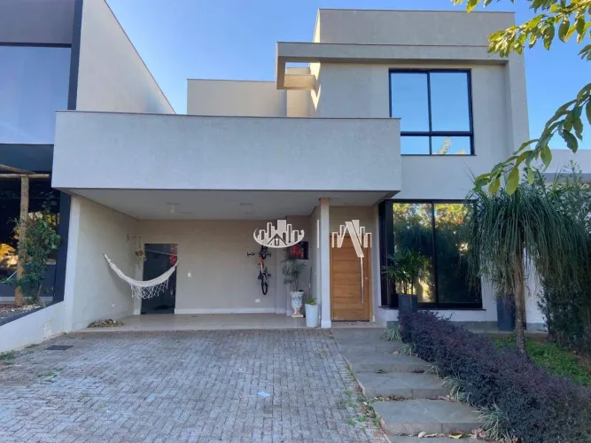 Casa com 4 quartos à venda, 215 m² por R$ 1.600.000 - Condomínio Bella Vitta - Londrina/PR