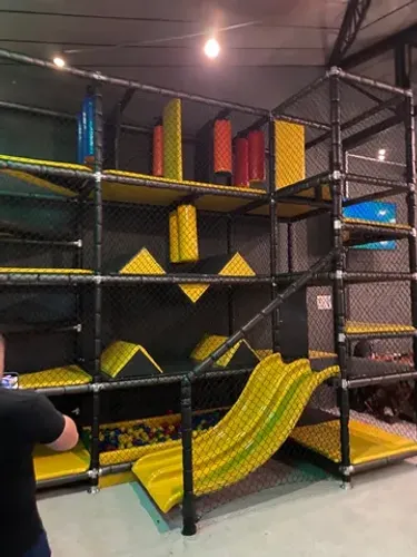 Kid play 