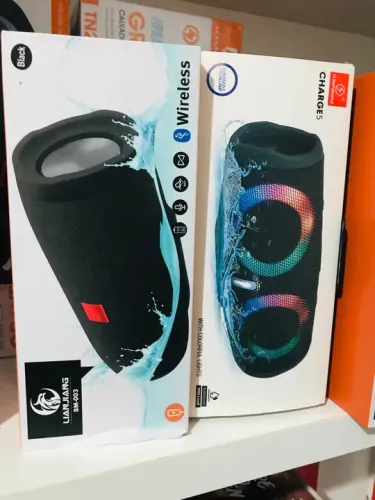 Caixa de som JBL charge 3