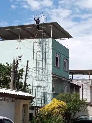 Locações de andaimes e outros .