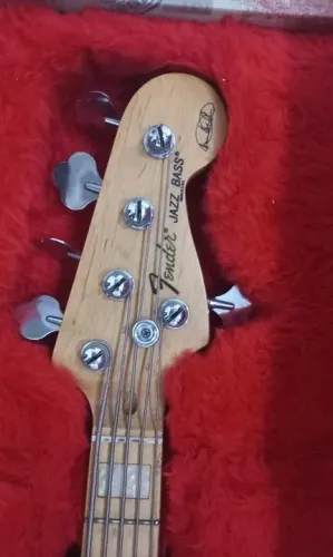 Fender Marcus Miller Chinês