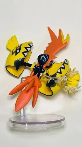 Pokemon Tapu Koko - miniatura Pokemon Altura 7 cm (p/ fãs de Pokemon TCG e Pokemon GO)